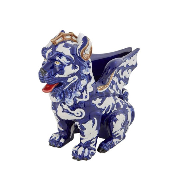 Bordallo Pinheiro Bordallo Pinheiro Fo Dog Dog | Luxury Handmade Ceramics: This Fo Dog Dog from the Bordallo Pinheiro Bordallo Pinheiro collection is a standout piece of luxury ceramic serveware, Portuguese pottery, handcrafted dish, handcrafted in Portugal, Bordallo Pinheiro. Handmade in Portugal, it blends artistic detail with functional charm—perfect as a collector’s item or for elevating your daily table setting.