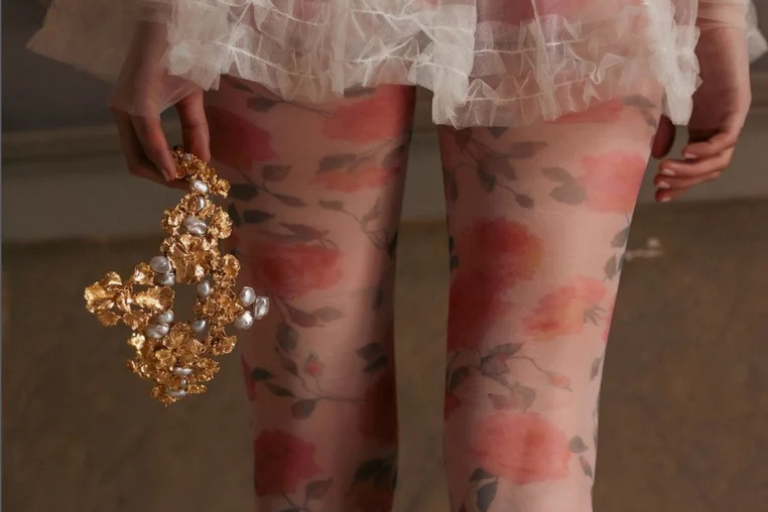 How to Style the 'Mob Wife' Aesthetic