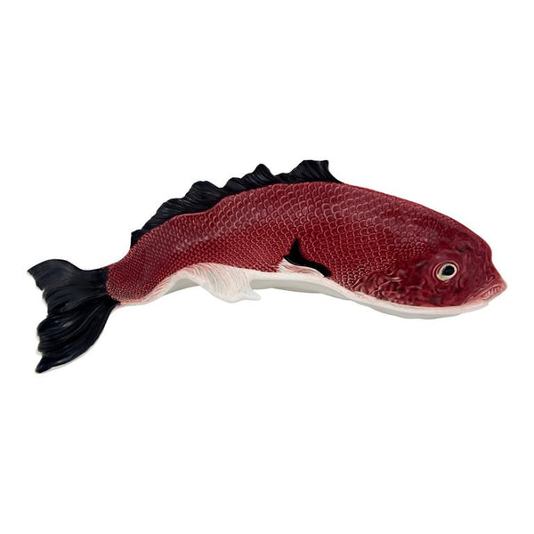 Bordallo Pinheiro Bordallo Pinheiro Fish Curved Platter | Luxury Handmade Ceramics: This Fish Curved Platter from the Bordallo Pinheiro Bordallo Pinheiro collection is a standout piece of luxury ceramic serveware, Portuguese pottery, handcrafted dish, handcrafted in Portugal, Bordallo Pinheiro. Handmade in Portugal, it blends artistic detail with functional charm—perfect as a collector’s item or for elevating your daily table setting.