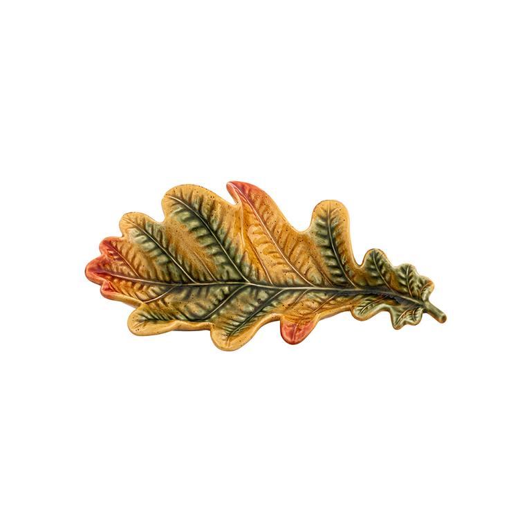 Bordallo Pinheiro Bordallo Pinheiro Gudrun Medium Oak Leaf | Luxury Handmade Ceramics: This Gudrun Medium Oak Leaf from the Bordallo Pinheiro Bordallo Pinheiro collection is a standout piece of luxury ceramic serveware, Portuguese pottery, handcrafted dish, handcrafted in Portugal, Bordallo Pinheiro. Handmade in Portugal, it blends artistic detail with functional charm—perfect as a collector’s item or for elevating your daily table setting.