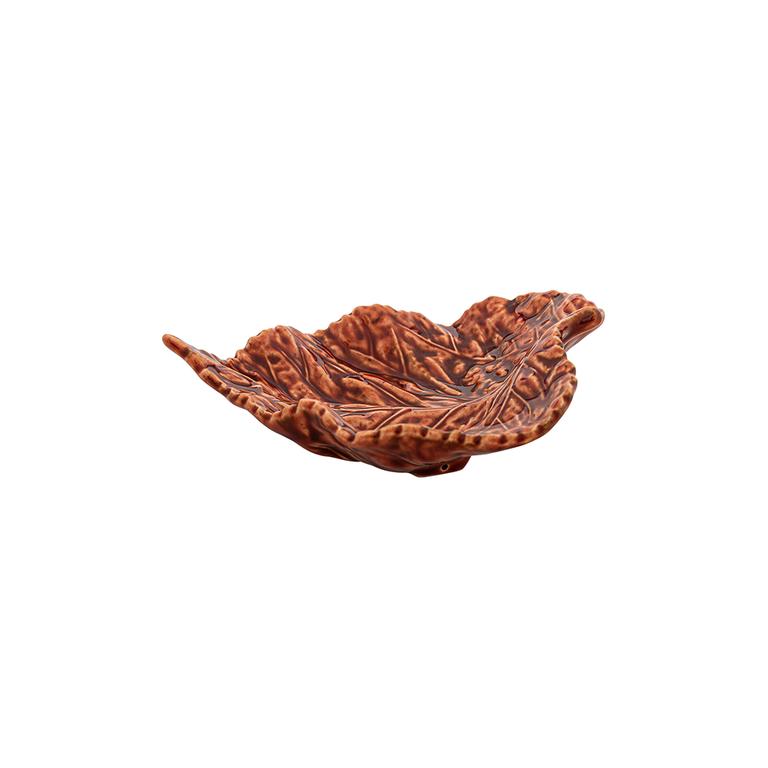 Bordallo Pinheiro Bordallo Pinheiro Gudrun Smallbirch Leaf Red | Luxury Handmade Ceramics: This Gudrun Smallbirch Leaf Red from the Bordallo Pinheiro Bordallo Pinheiro collection is a standout piece of luxury ceramic serveware, Portuguese pottery, handcrafted dish, handcrafted in Portugal, Bordallo Pinheiro. Handmade in Portugal, it blends artistic detail with functional charm—perfect as a collector’s item or for elevating your daily table setting.