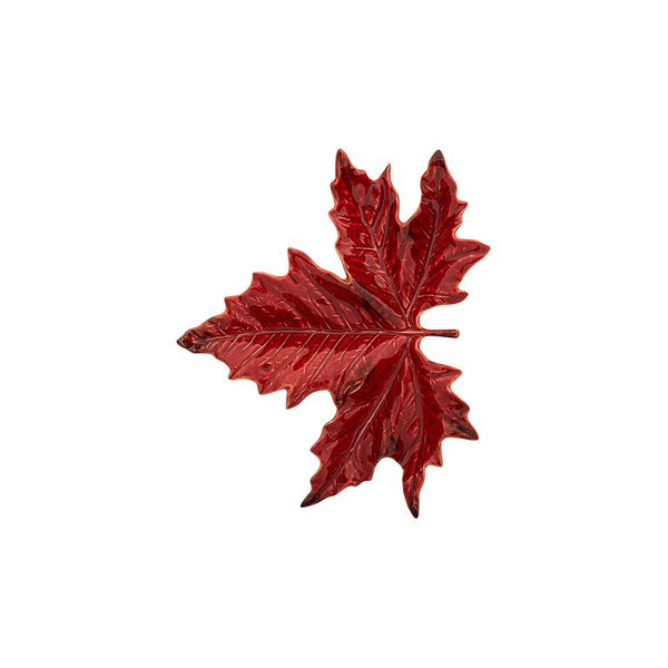 Bordallo Pinheiro Bordallo Pinheiro Gudrun Small Sycamore Leaf Red | Luxury Handmade Ceramics: This Gudrun Small Sycamore Leaf Red from the Bordallo Pinheiro Bordallo Pinheiro collection is a standout piece of luxury ceramic serveware, Portuguese pottery, handcrafted dish, handcrafted in Portugal, Bordallo Pinheiro. Handmade in Portugal, it blends artistic detail with functional charm—perfect as a collector’s item or for elevating your daily table setting.