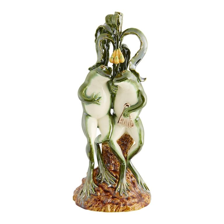 Bordallo Pinheiro Bordallo Pinheiro Annual Piece Paulo E Virginia | Luxury Handmade Ceramics: This Annual Piece Paulo E Virginia from the Bordallo Pinheiro Bordallo Pinheiro collection is a standout piece of luxury ceramic serveware, Portuguese pottery, handcrafted dish, handcrafted in Portugal, Bordallo Pinheiro. Handmade in Portugal, it blends artistic detail with functional charm—perfect as a collector’s item or for elevating your daily table setting.