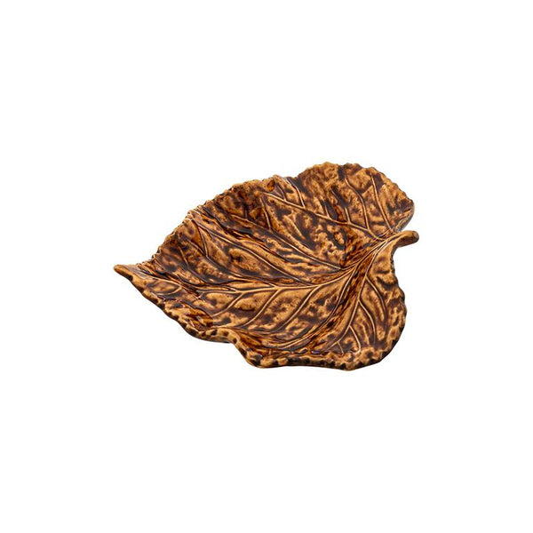 Bordallo Pinheiro Bordallo Pinheiro Gudrun Smallbirch Leaf Brown | Luxury Handmade Ceramics: This Gudrun Smallbirch Leaf Brown from the Bordallo Pinheiro Bordallo Pinheiro collection is a standout piece of luxury ceramic serveware, Portuguese pottery, handcrafted dish, handcrafted in Portugal, Bordallo Pinheiro. Handmade in Portugal, it blends artistic detail with functional charm—perfect as a collector’s item or for elevating your daily table setting.