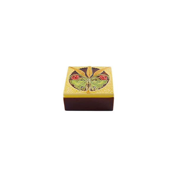 Bordallo Pinheiro Bordallo Pinheiro Tiles Box Butterflies | Luxury Handmade Ceramics: This Tiles Box Butterflies from the Bordallo Pinheiro Bordallo Pinheiro collection is a standout piece of luxury ceramic serveware, Portuguese pottery, handcrafted dish, handcrafted in Portugal, Bordallo Pinheiro. Handmade in Portugal, it blends artistic detail with functional charm—perfect as a collector’s item or for elevating your daily table setting.